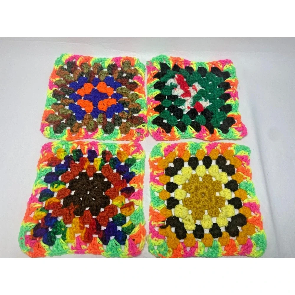 Lot of 4 VTG Handmade Crocheted Potholders Hot Pad Coaster Granny Cottage‎ Core